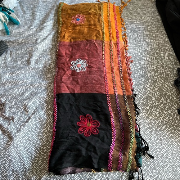 3/$20! Pashmina scarf long and wide, embroidered orange brown soft quality - Picture 7 of 8